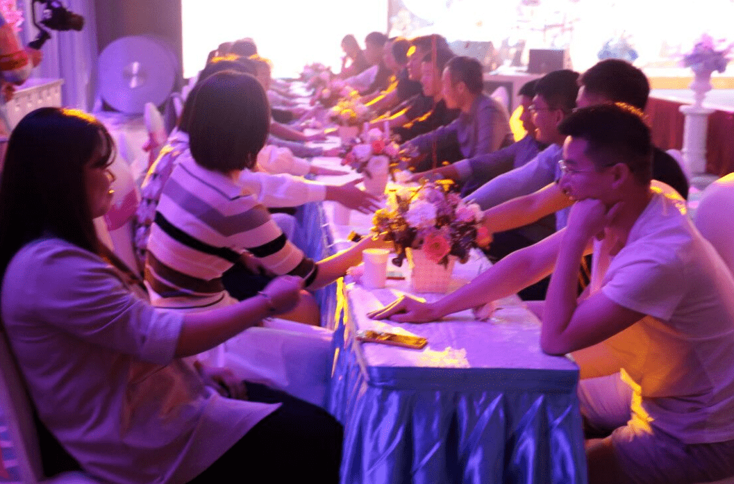 公益红娘牛小苗：30年坚守，促成佳偶无数